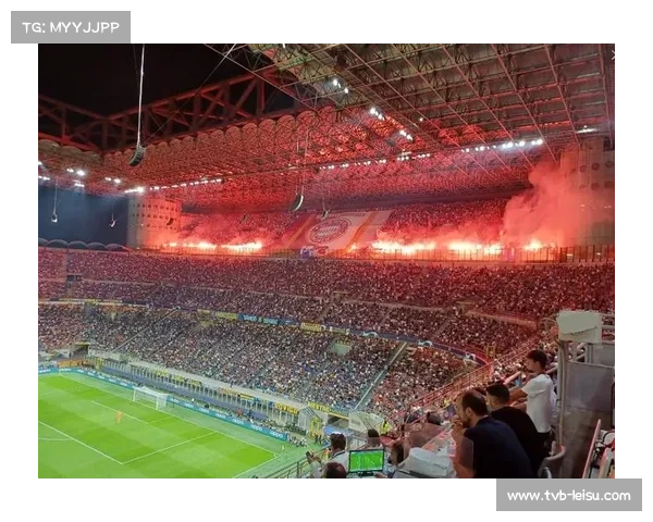 拜仁球迷看台巨型TIFO致敬凯恩，标语“射手之王”闪耀安联